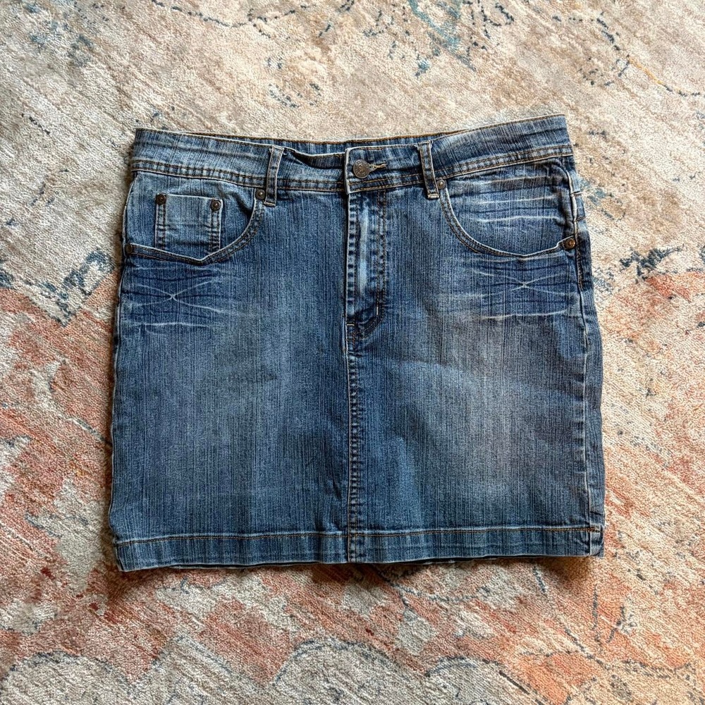 Reckless Y2K Denim Mini Skirt Blue Medium Wash Stretch Size 9 3098JM8